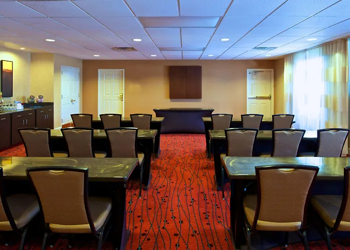 By Marriott Phoenix East Hotel