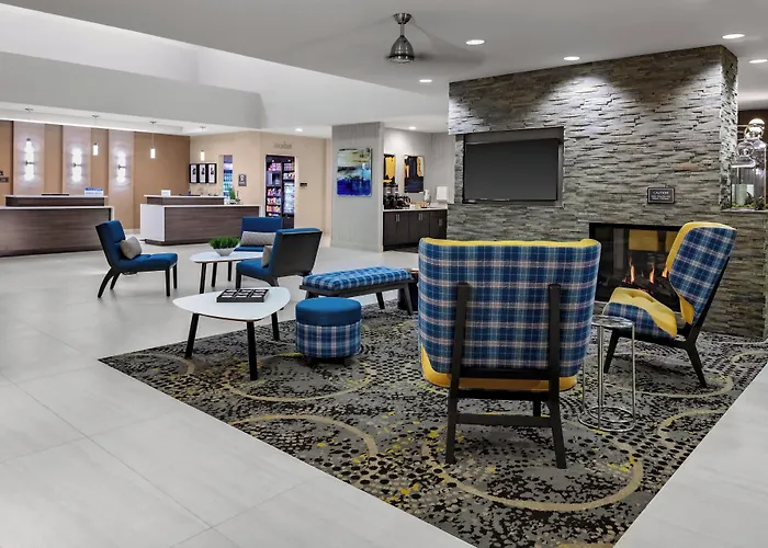Hotel By Marriott Phoenix East 3*